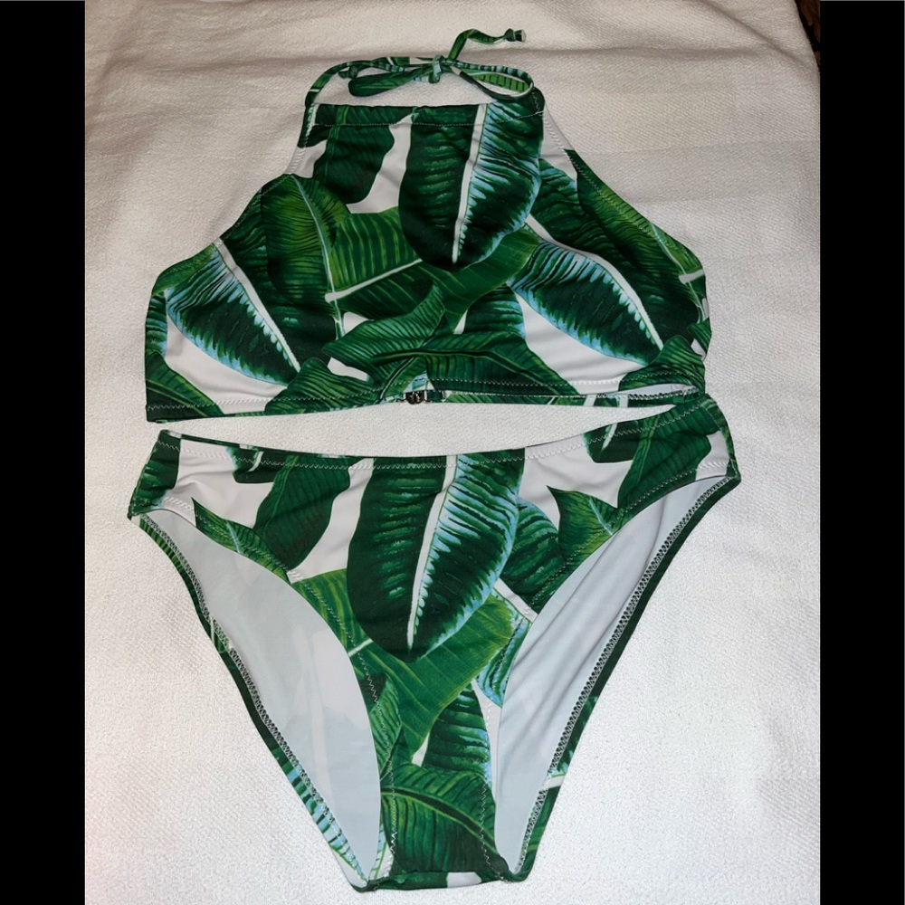 Beautiful, Ekouaer Green 2 Piece Swimwear, Size M